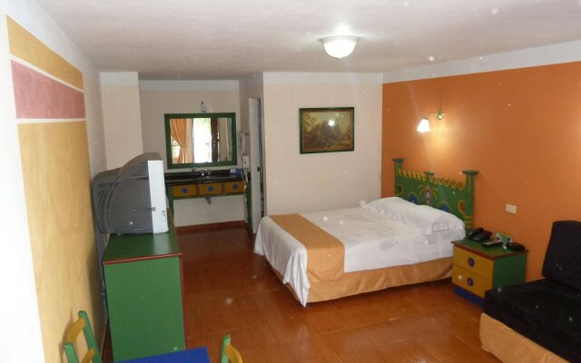 Hotel Los Recuerdos in Rionegro, Colombia from 118$, photos, reviews - zenhotels.com guestroom