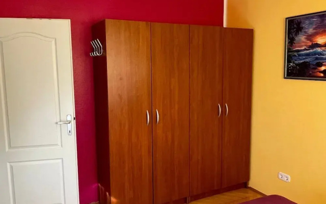 Classic and Modern Umag Apartment With Terrace and BBQ