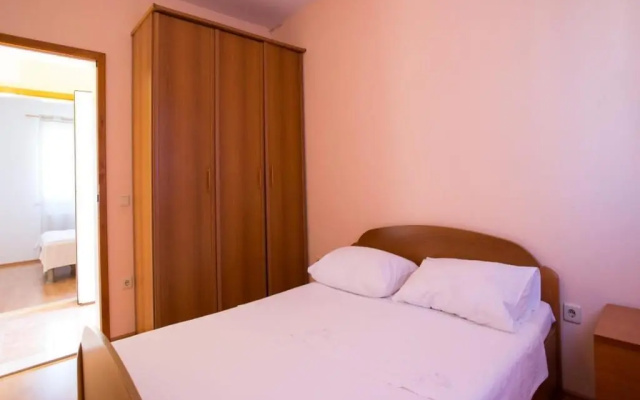 Apartment Dube