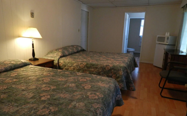 Lytton Hotel