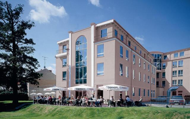 Hotel Am Schloss Koepenick Berlin by Golden Tulip вид на фасад