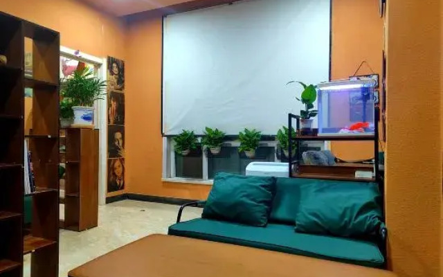Huake Youth Hostel