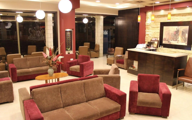 Alexander Hotel