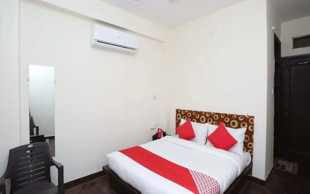 Hotel Hira By OYO Rooms