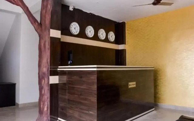 Khandai Palace by OYO Rooms