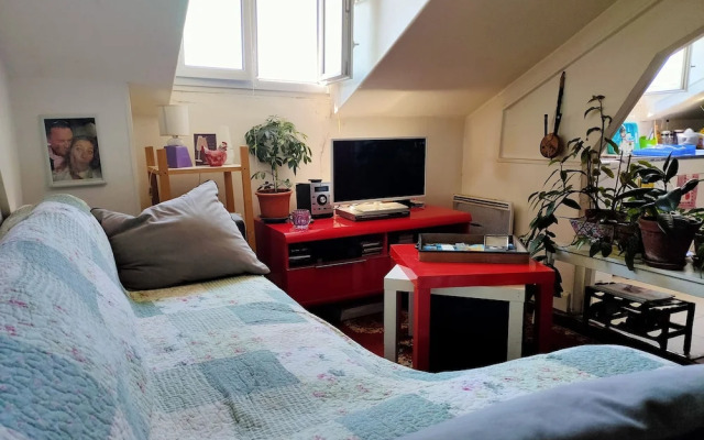2 rooms flat Clichy Levallois