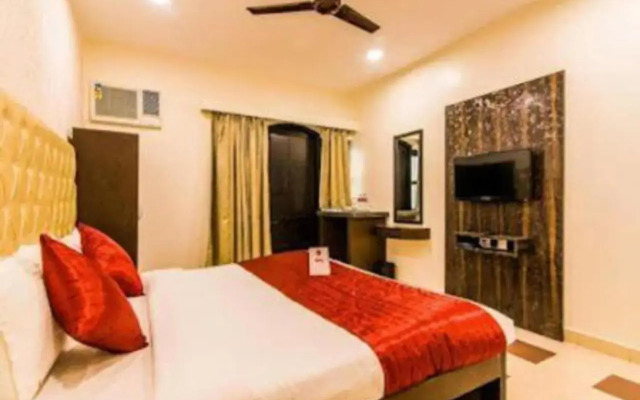 FabExpress Abalone Resort