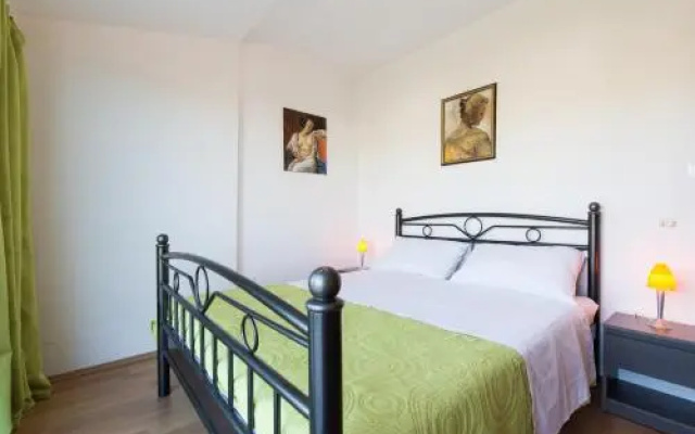Apartment Mirjana