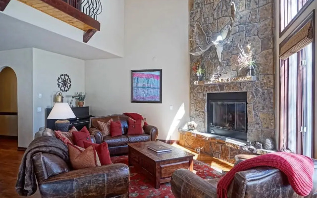 2095 Vermont Rd W - 5 Br Home