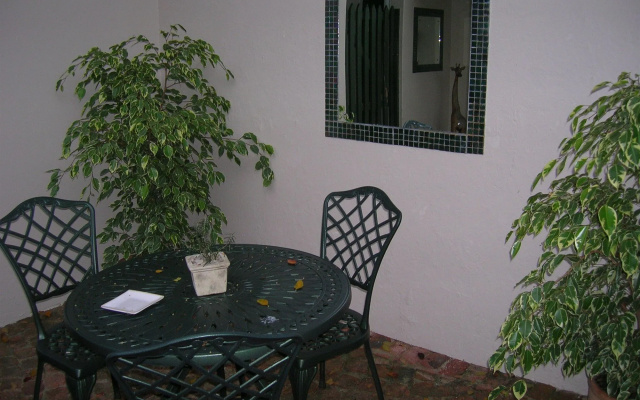 The Old Trading Post - Guest House