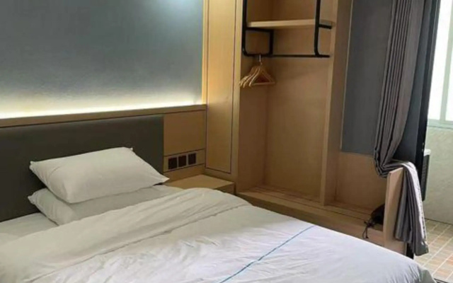 Nanyuan Hostel