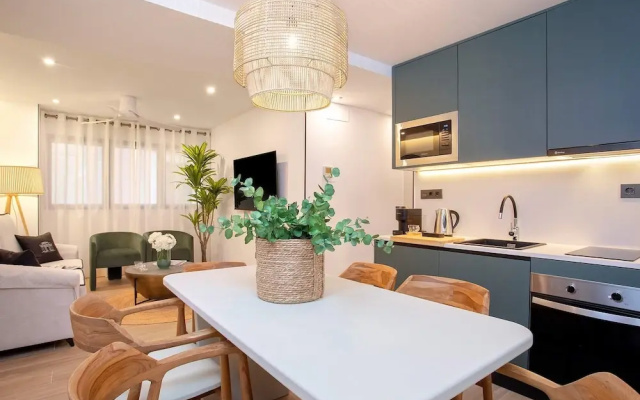 Exclusive Apartment in Granada Center. Alhondiga II