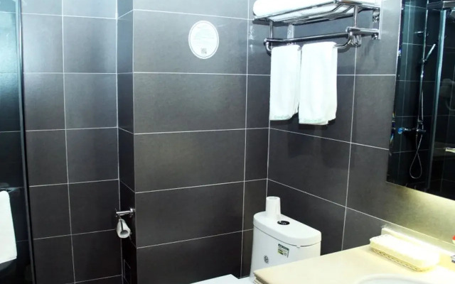 GreenTree Inn Lvliang Xiaoyi City Fuqian Street Hotel