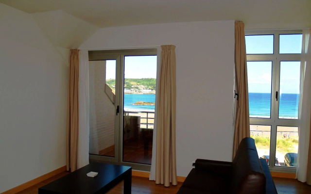 Hotel Marítimo Ris