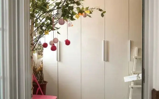 The Wind Blows Guesthouse - Hostel, Caters to Women
