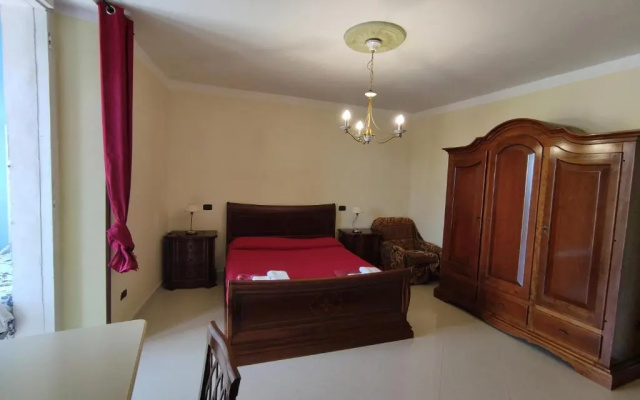 B&B Kirillos
