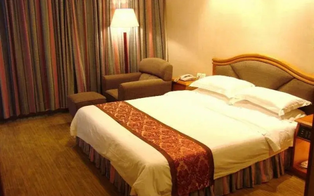 Lushan Hotel