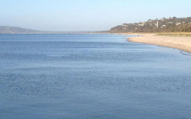 Rosebud Beach Unit 200 mt to Beach Late checkout