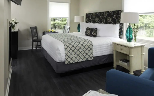 The Hotel Saugatuck