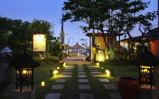 Отель Novotel Bali Nusa Dua вид на фасад