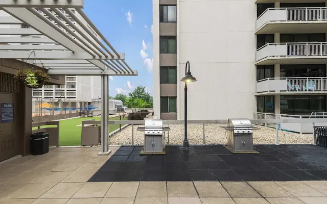 DC Airport Metroline Apartments