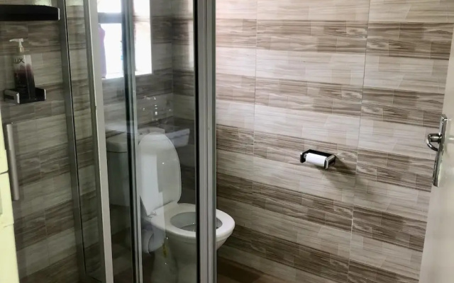 1 bed Apartment in Mount Pleasant Heights - 2013