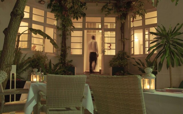 Villa Das Mangas Garden Hotel in Maputo, Mozambique from 82$, photos, reviews - zenhotels.com hotel front