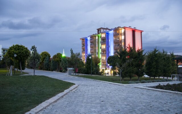 Basaranlar Thermal Hotel Газлигёль вид на фасад