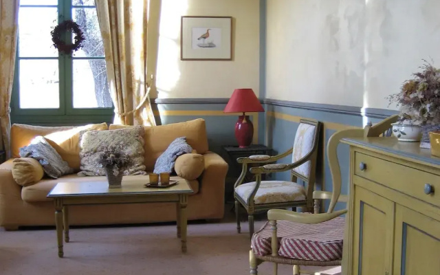 Dreamy Apartment in South of France with Swimming Pool