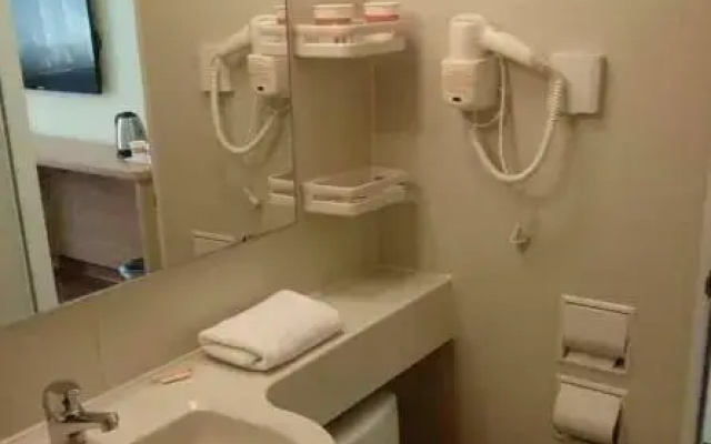 Home Inn Zhengzhou Huanghe Road Provincial Peoples Hospital