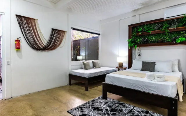 El Deseo Serendipity Hotel