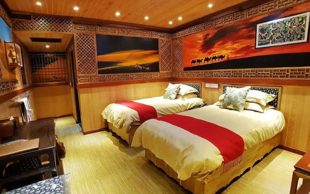 Yangshuo Li River Gallery Lodge