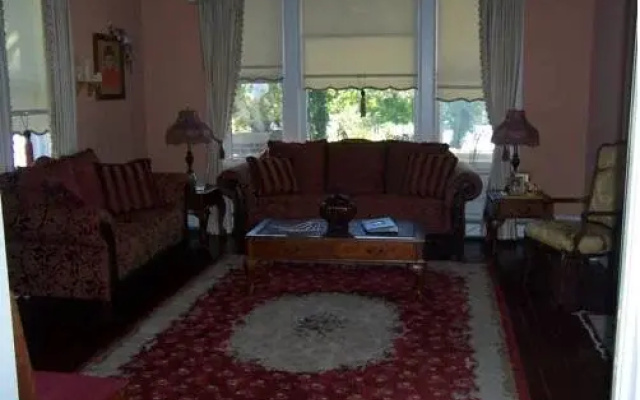 Jasones B&B and Restaurant