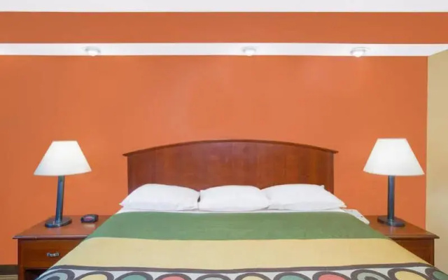 Super 8 Motel - Wilmington