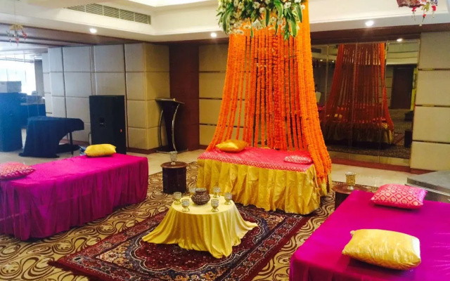 Ramada by Wyndham Ghaziabad Vasundhara