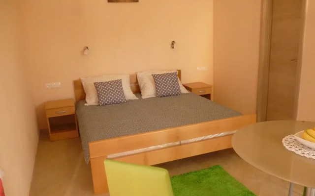 Apartments Lea by the Pebble Beach Jaz