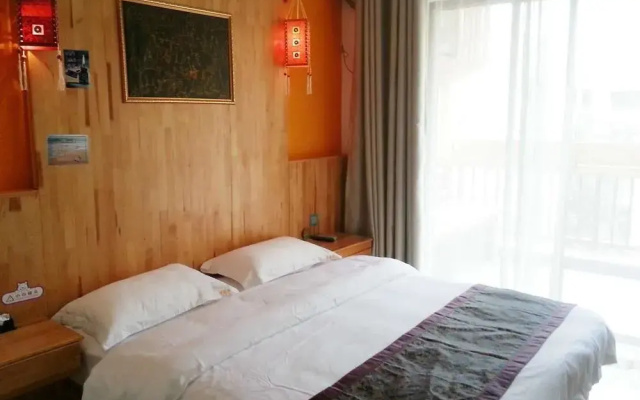 Yiluyuan Apartment Hotel