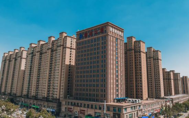Guoan Business Hotel (Daming Qieshanhu Park Branch)