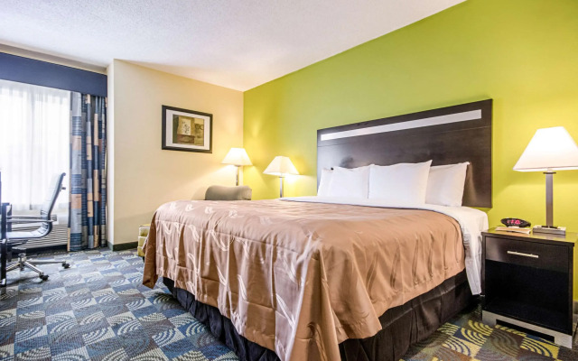 Quality Inn & Suites Glenmont - Albany South