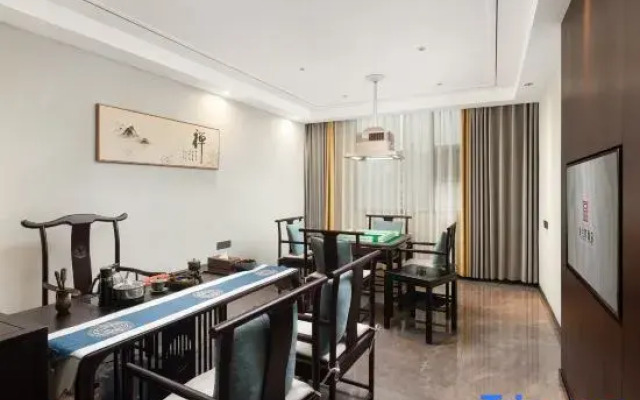 Jinlan'ou Hotel (Pingchang Chunguangyuan Commercial Pedestrian Street Branch)