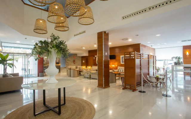 Hotel Alaquas