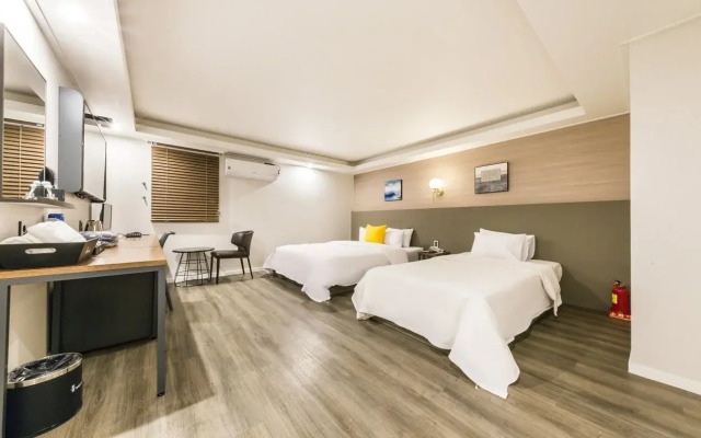 David Hotel