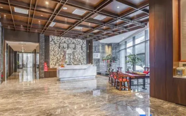 Xipan Select Hotel (Huayuan Road Yingcai Street)