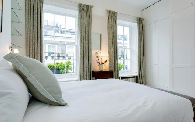 Veeve  3 Bedroom House Shawfield Street Chelsea