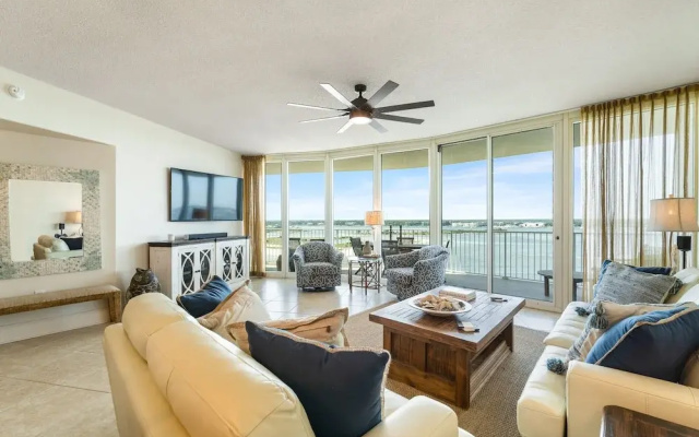 Three Bedroom With Bay Views Unit - Crb1105