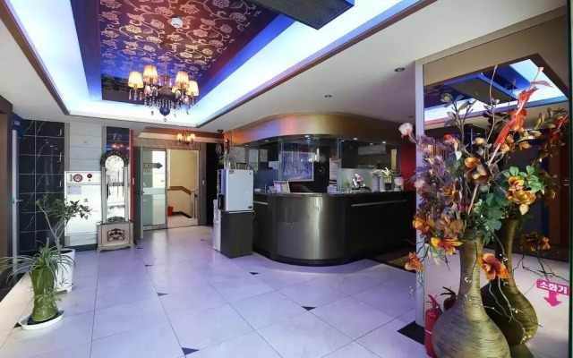 Taean Lux Pensiontel
