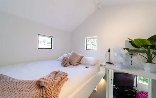 Modern Family Home 350 meters to Town Centre