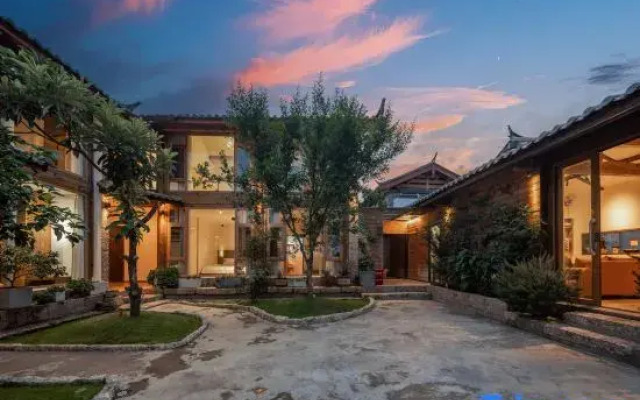 Lijiang Yunshi Snow Mountain View Hotel