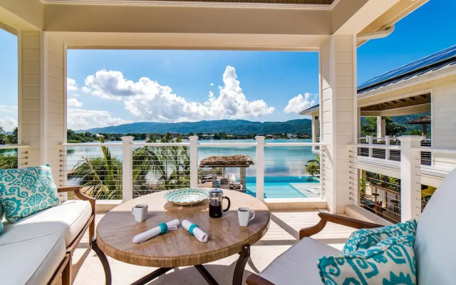 Everything Nice By the Sea in Montego Bay 5BR