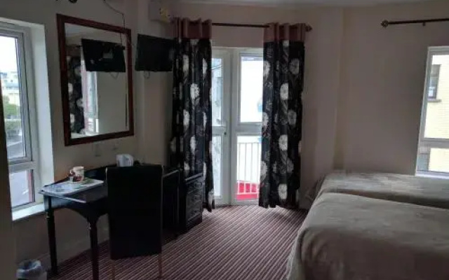 Galway Arms Inn